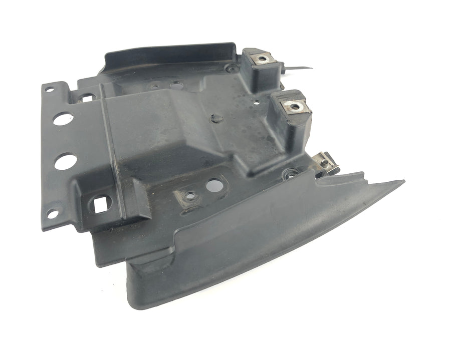 BMW F 650 GS R13 [2000] - Cover panel rear frame