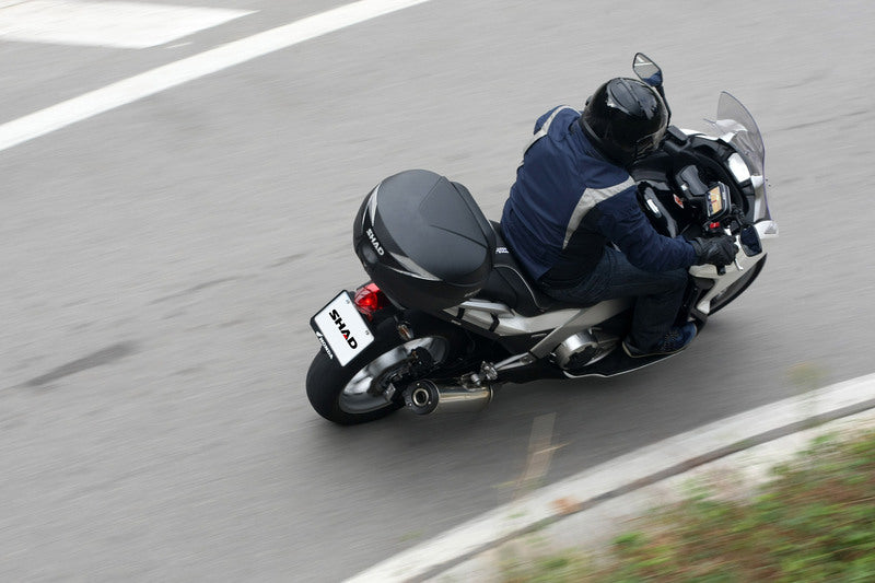 Yamaha T-Max 560 Tech Max [SHAD] - SH39 top case black 3kg 39L