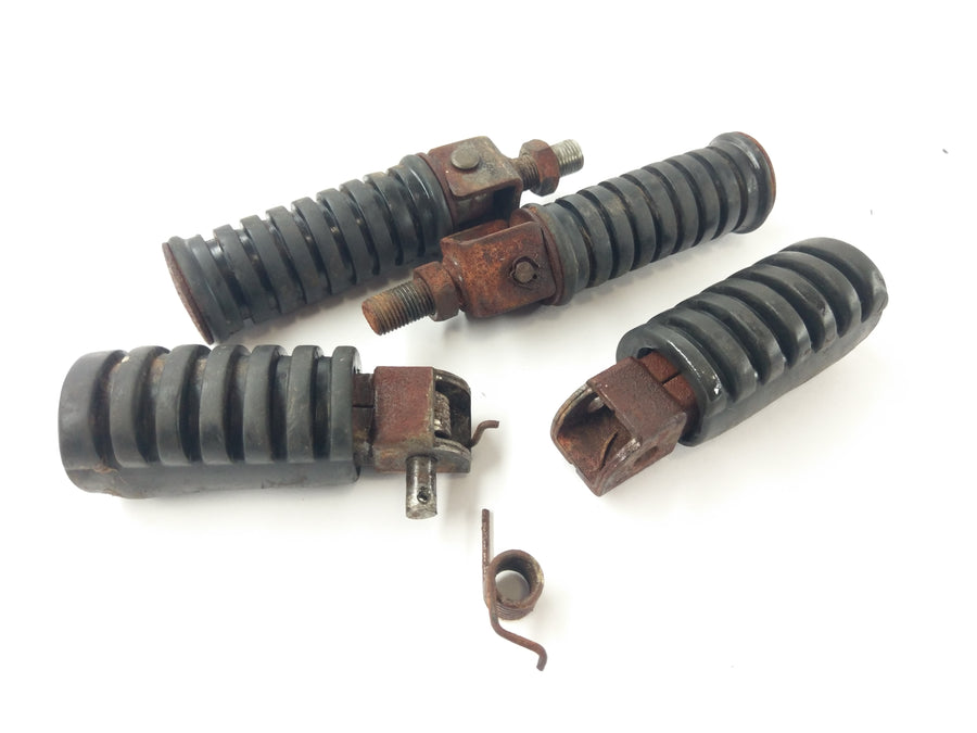 Yamaha DT 175 2K4 [1979] - Footrest set driver footrests pillion footrests