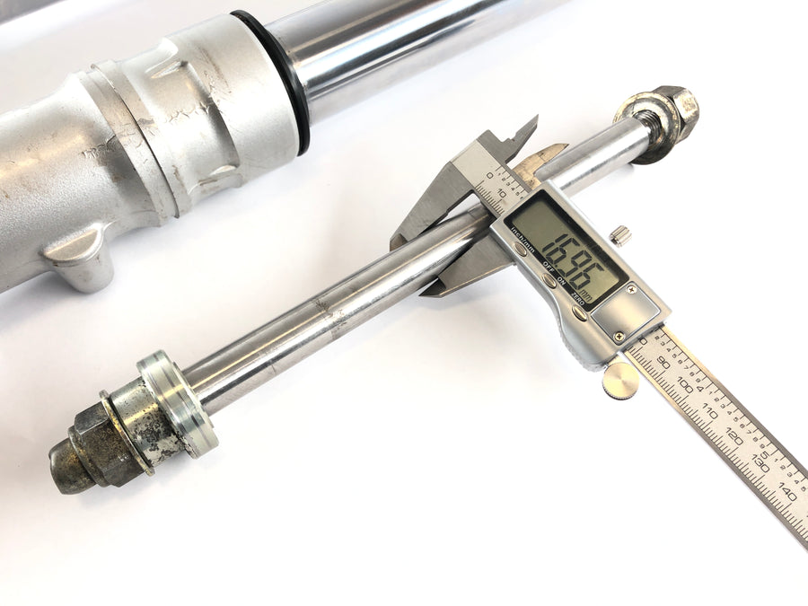 Triumph Tiger 900 T400 [1998] - Fork Telescopic fork with axle