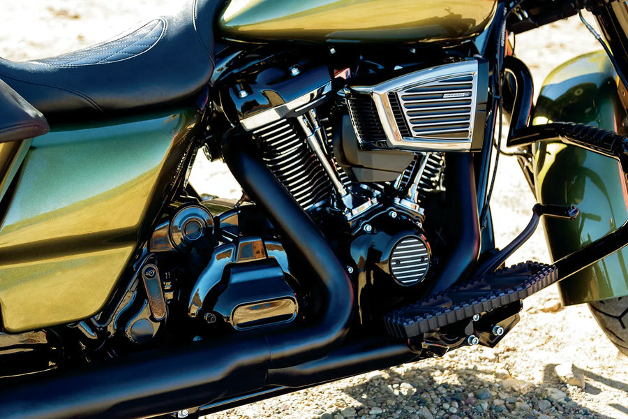 Harley-Davidson Sportster S [Kuryakyn]-PRECISION® decorative panel for pestle block