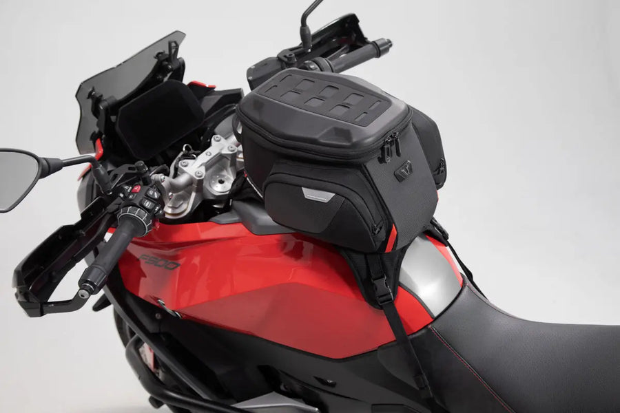 ducati diavel 1200 [SW-MOTECH] – PRO Enduro tank bag with straps (12-15 liters)