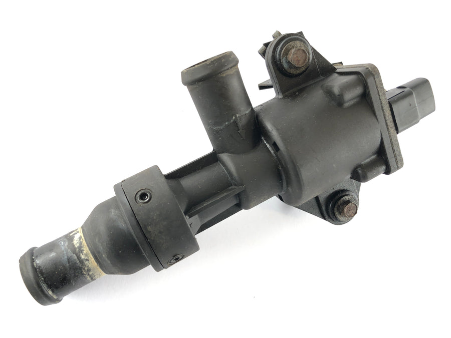 BMW M 535i E28 [1986] - Coolant flange with thermostat