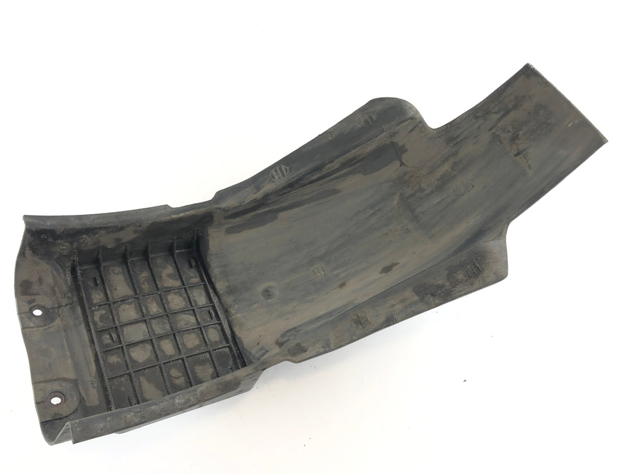 Kawasaki Z 750 E KZ750E [1981] - Rear substructure splash guard
