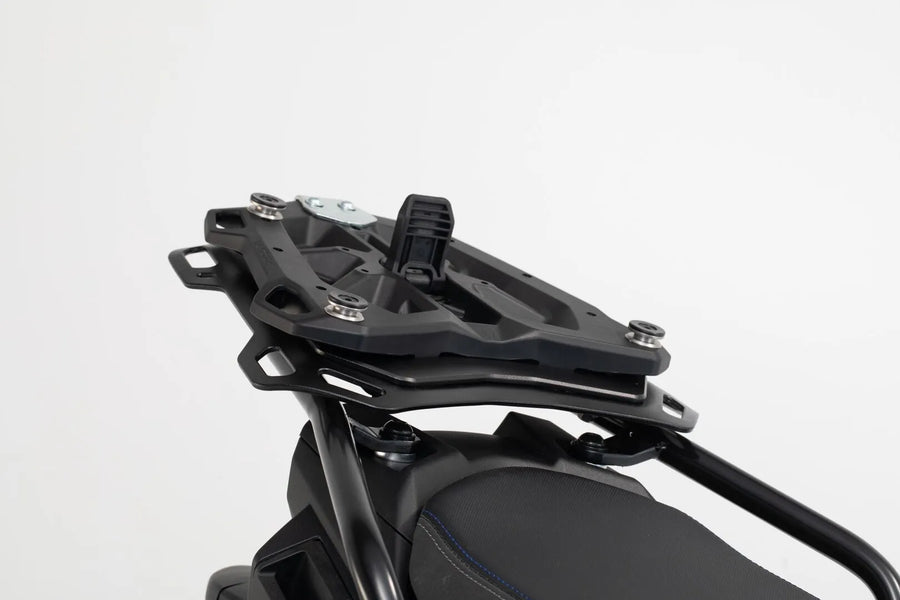 Suzuki V-Strom 650 [SW-MOTECH] – adapter kit for ADVENTURE-RACK luggage rack front view