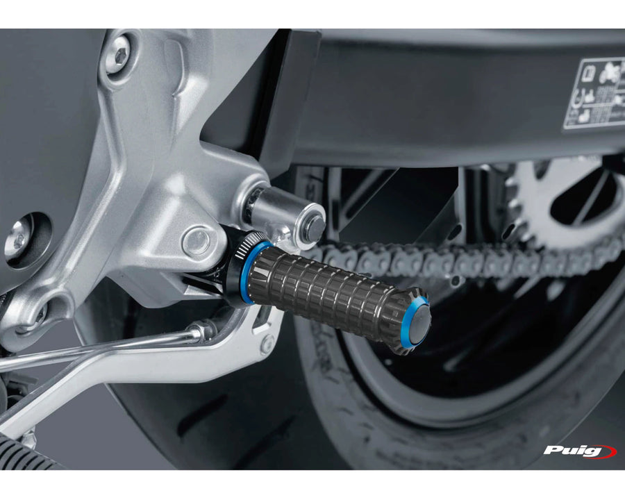 KTM RC 390 [2025] – R-Fighter footrests – silver