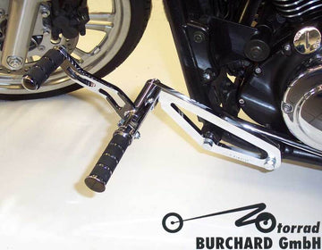 Kawasaki Vn 900 Cla [BURCHARD EXCELLENCE] - forward footrest system with ABE, +17 cm, Kawasaki VN 900 Classic /Custom, Sundance smooth, glossy black