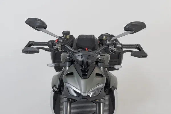 Daytona 955 [SW-MOTECH] – Hebelschützer mit Windschutz