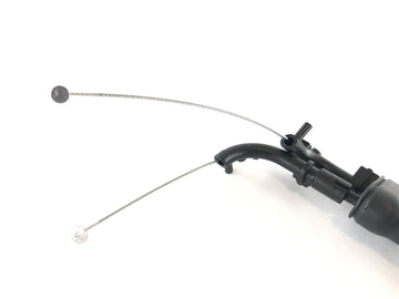 KTM LC4 640 Duke 2 - throttle cable detailed view