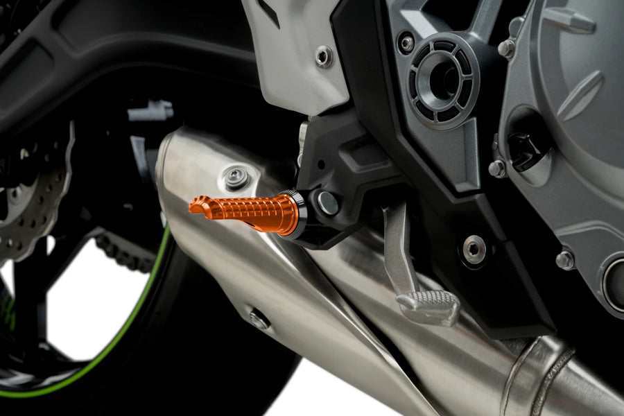 KTM RC 390 [2025] – R-Fighter footrests – silver