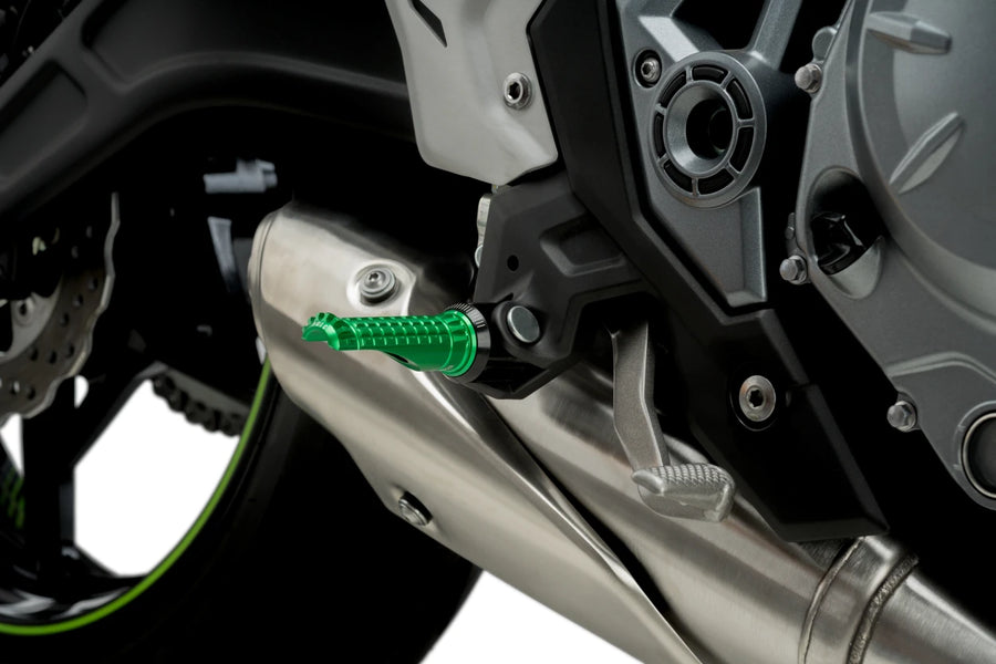 KTM RC 390 [2025] – R-Fighter footrests – silver