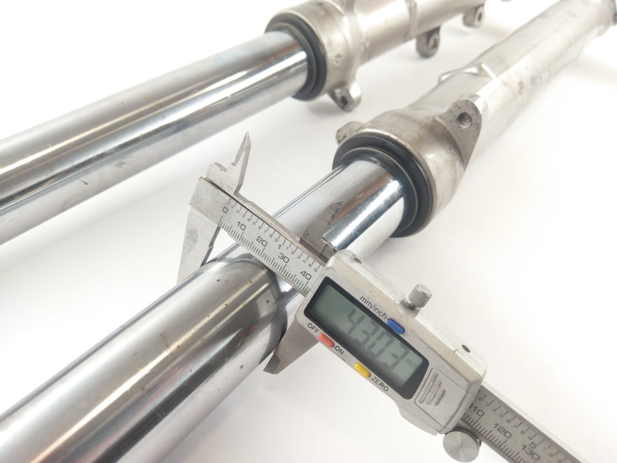 Suzuki GSF 1200 S GV75A [1998] - Fork Telescopic fork with axle