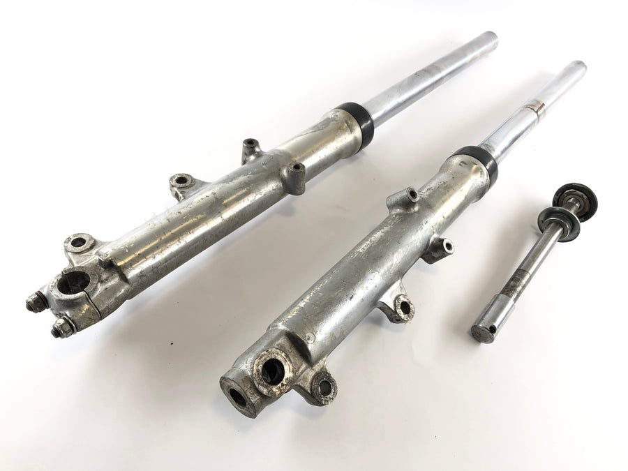 Yamaha XS 650 Type 447 [1975] - Fork Telescopic fork with axle