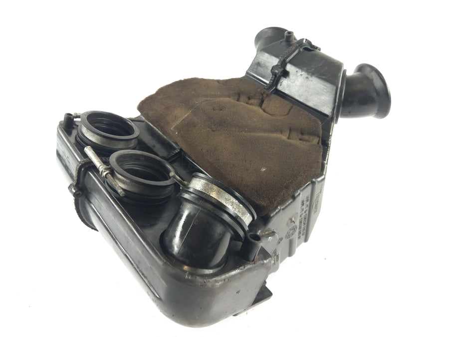 Triumph Speed ​​Triple T509 885i [1998] - Air filter box airbox