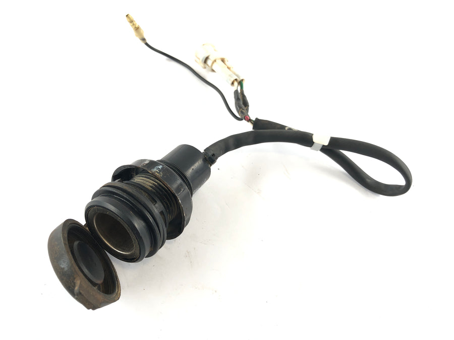 Yamaha Grizzly 660 AM03W [2003] - Charging socket 12 Volt socket