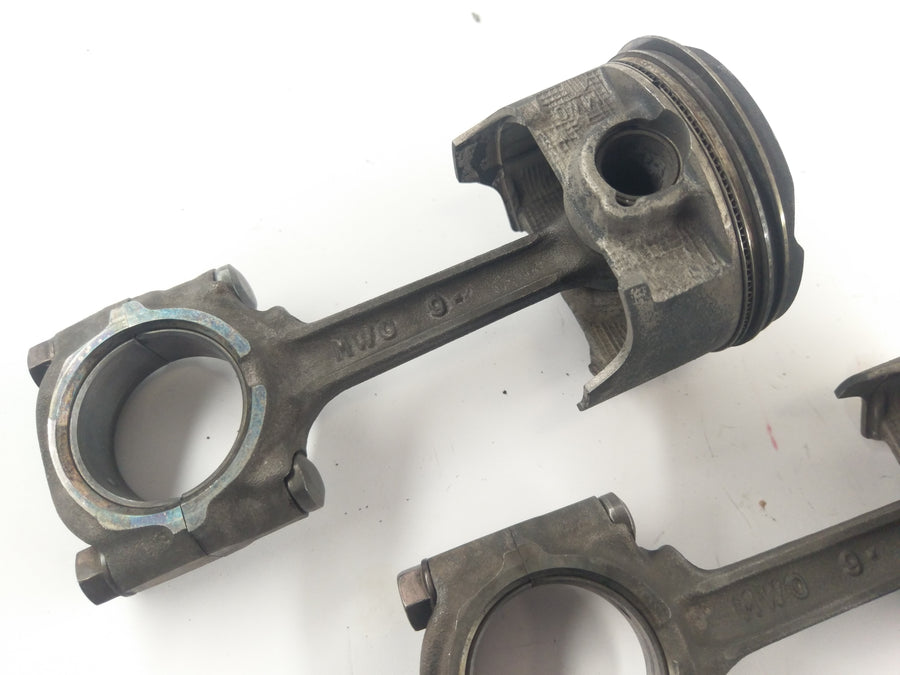 Honda CBR 900 RR SC28 [1993] - Piston and connecting rod set