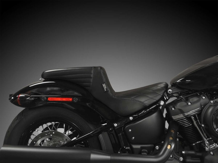 Harley Davidson FLSL [2018-2021]-Kickflip seat basket wave black vinyl