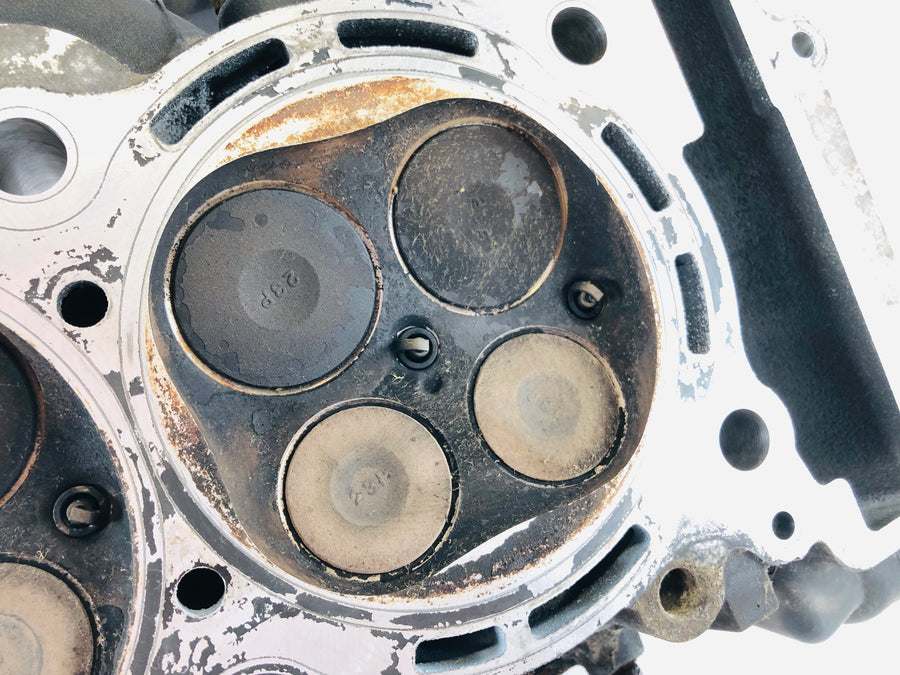 Yamaha XT 1200 Z Super Tenere DP01 [2012] - Cylinder head