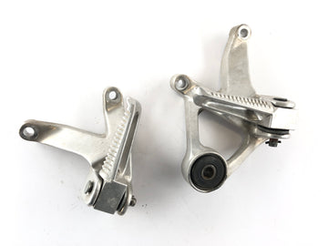 Yamaha YZF 750 R 4HN [1995] - Passenger footrests left and right