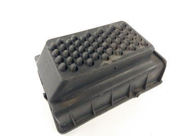 Moto Guzzi V65 PG [1988] - Air filter box cover