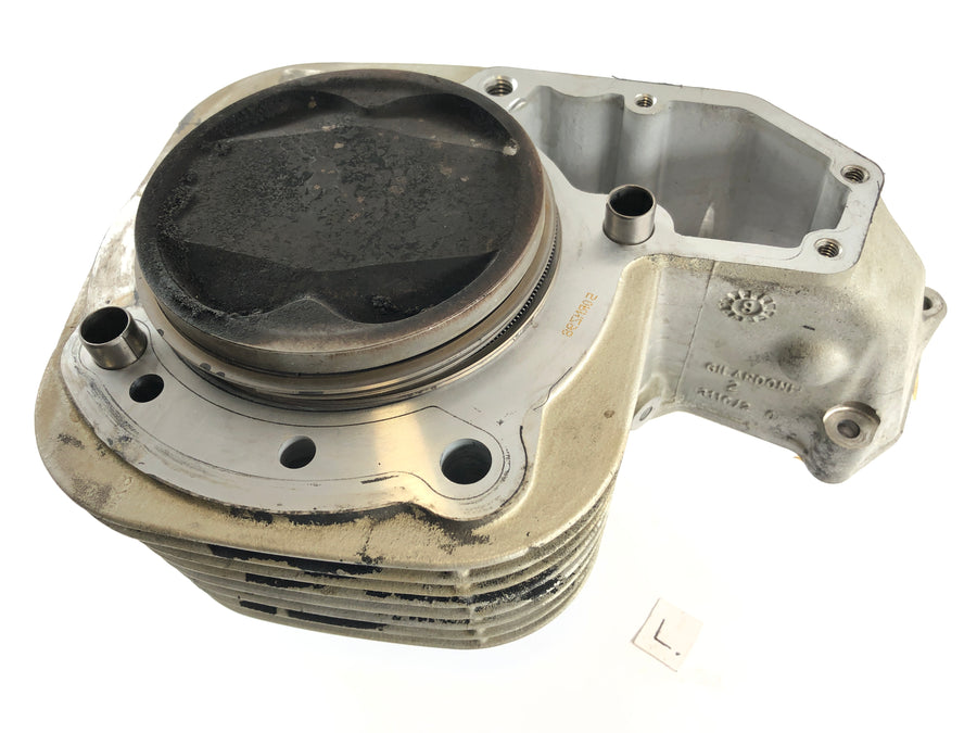 BMW R 1100 R Type 259 [1999] - Cylinder with piston left