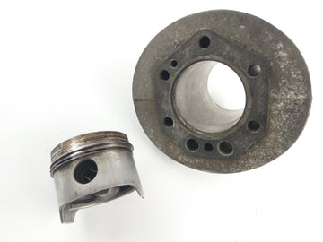 Moto Guzzi V7 Special [1970] - Cylinder with piston - 0