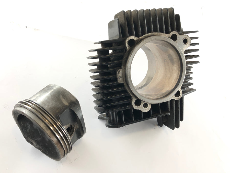 Ducati Paso 750 [1990] - Cylinder with piston horizontal cylinder