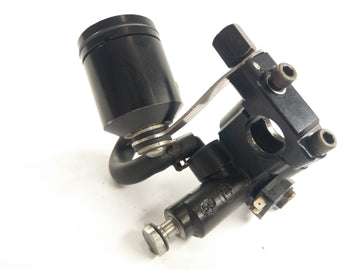 Triumph Speed ​​Triple 1050 515NJ [2006] - Front brake pump with Rizoma reservoir - 0