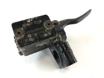 Kawasaki KLR 250 KL250D [1988] - Handlebar fitting right hand brake pump with brake lever