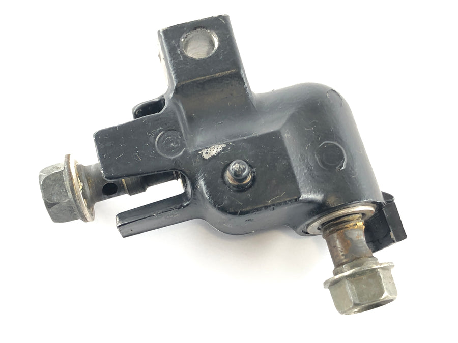 Triumph Tiger 900 T400 [1998] - Front brake line distributor