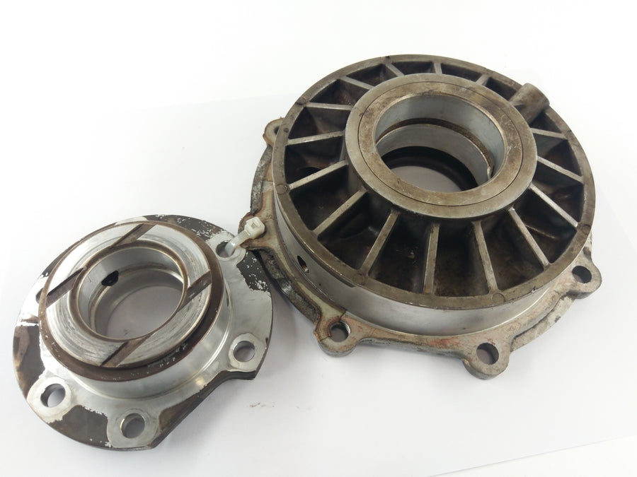 Moto Guzzi Quota 1100 ES [1999] - Crankshaft mount crankshaft bearing