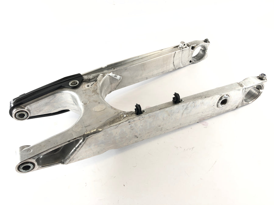 KTM LC4 640 Duke 2 [2001] - Swingarm Rear swingarm
