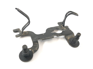 Suzuki DR 600 SN41A [1986] - Speedometer mount cockpit holder