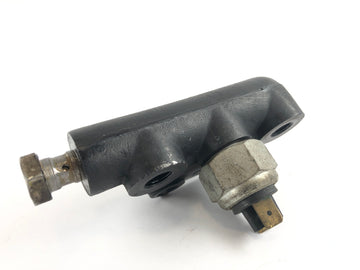 Ducati Paso 750 [1990] - front brake distributor - 0