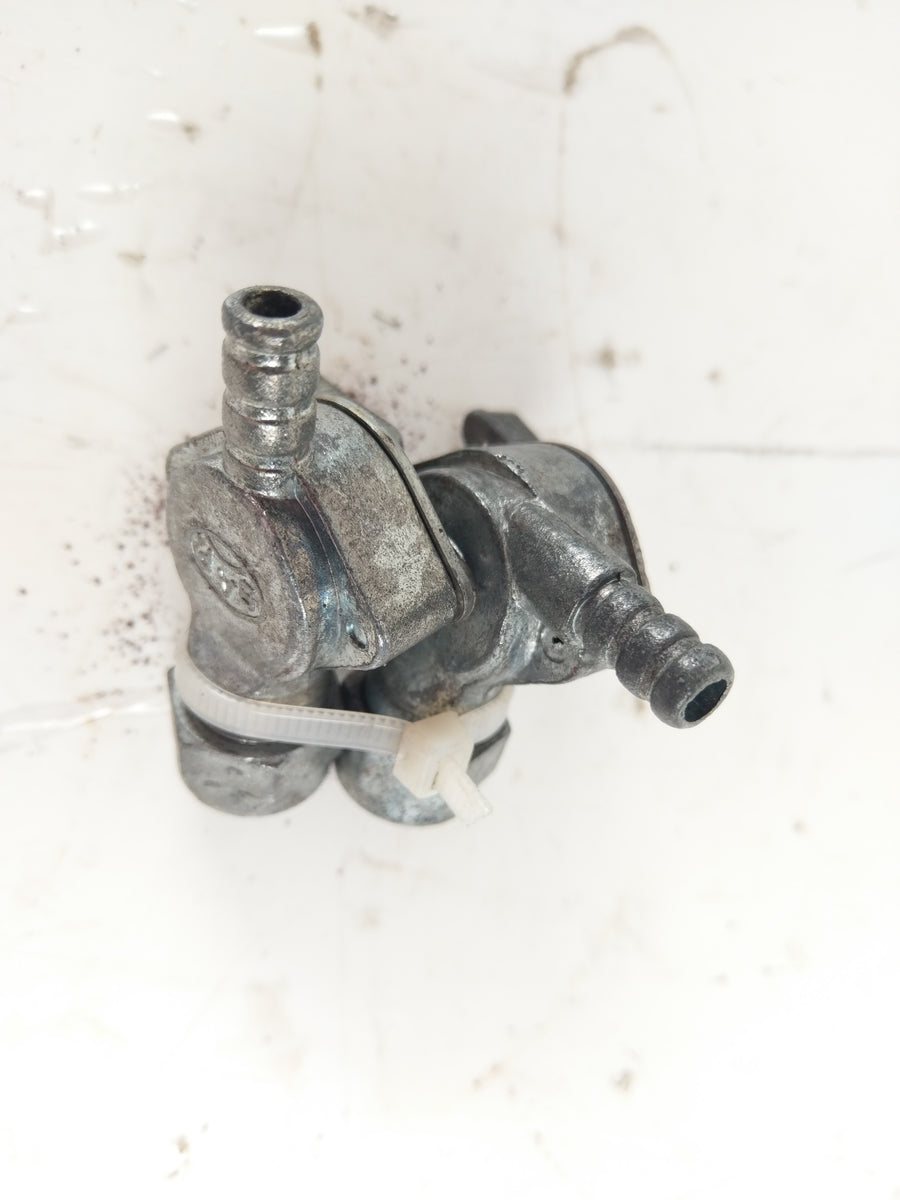 Ducati SL 600 Pantah - fuel taps
