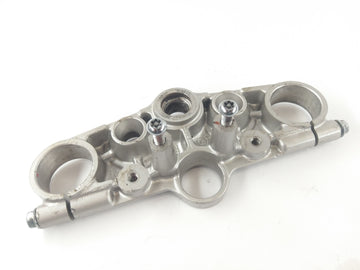 Suzuki GSF 1200 S GV75A [1998] - upper triple clamp - 0