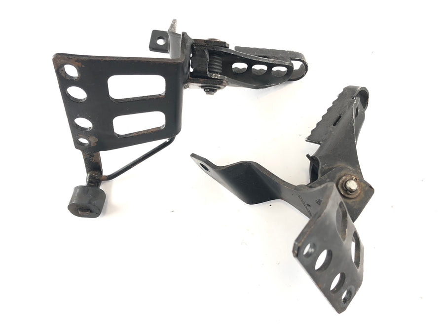 BMW F 650 GS R13 [2000] - Footrests Driver footrests with holder left right