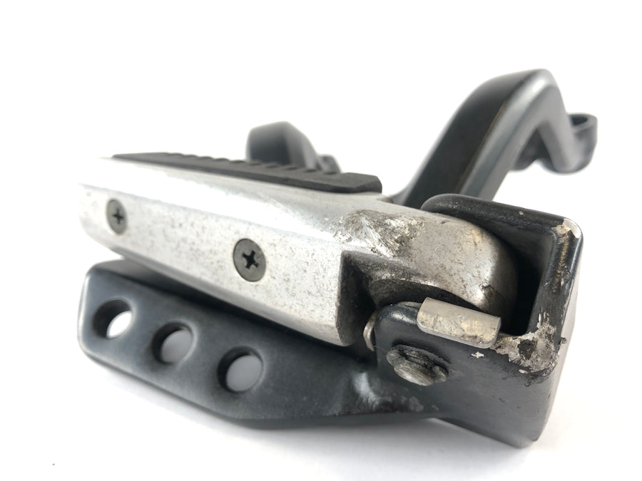 Suzuki DL 1000 V-Strom [2006] - Passenger footrest with holder