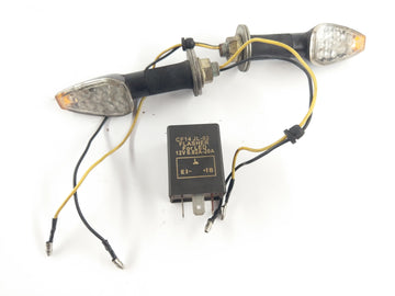 Yamaha XT 350 55V [1987] - LED indicator pair with LED relay