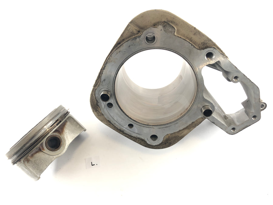 BMW R 1150 RT [2003] - Cylinder with piston left