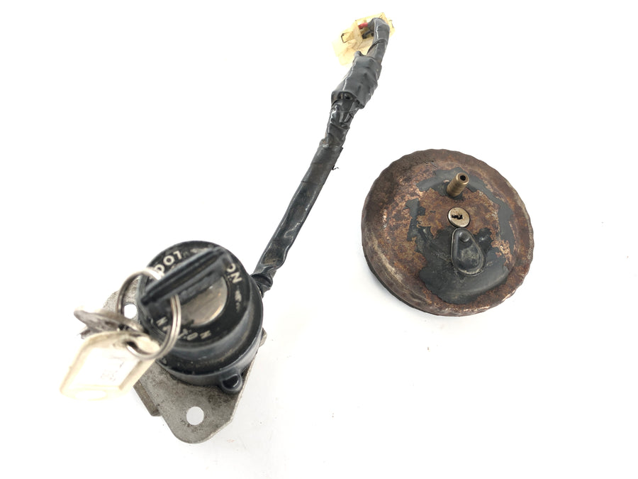 Yamaha XT 350 55V [1987] - Ignition lock tank lock