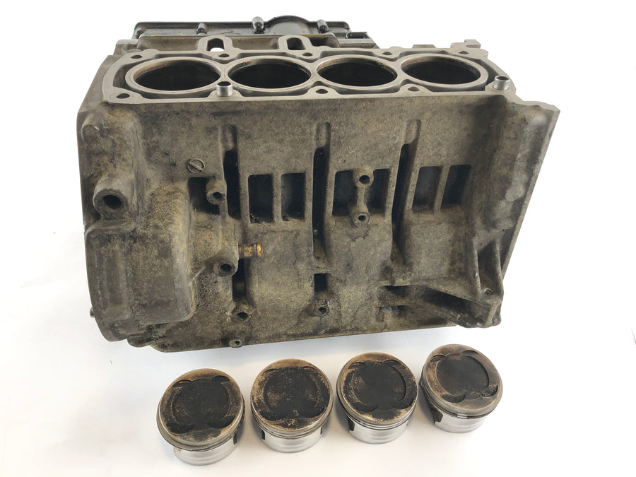 BMW K 1200 LT [2002] - Engine housing with piston