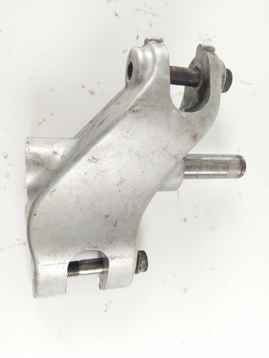 Ducati Multistrada 1000 DS - shock absorber mount rocker arm bone