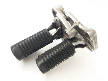 Honda CX 500 E PC06 [1982] - Footrests passenger pegs with holder set
