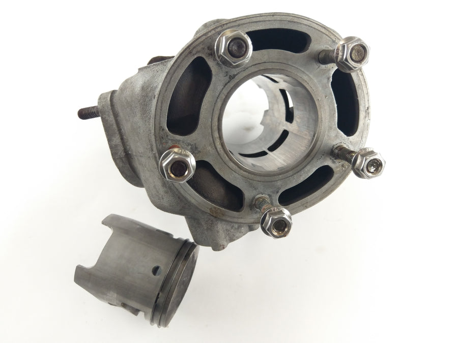 Yamaha DT 125 DE03 [2003] - Cylinder with piston