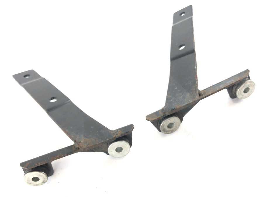 BMW C1 125 [2001] - Lower fairing bracket