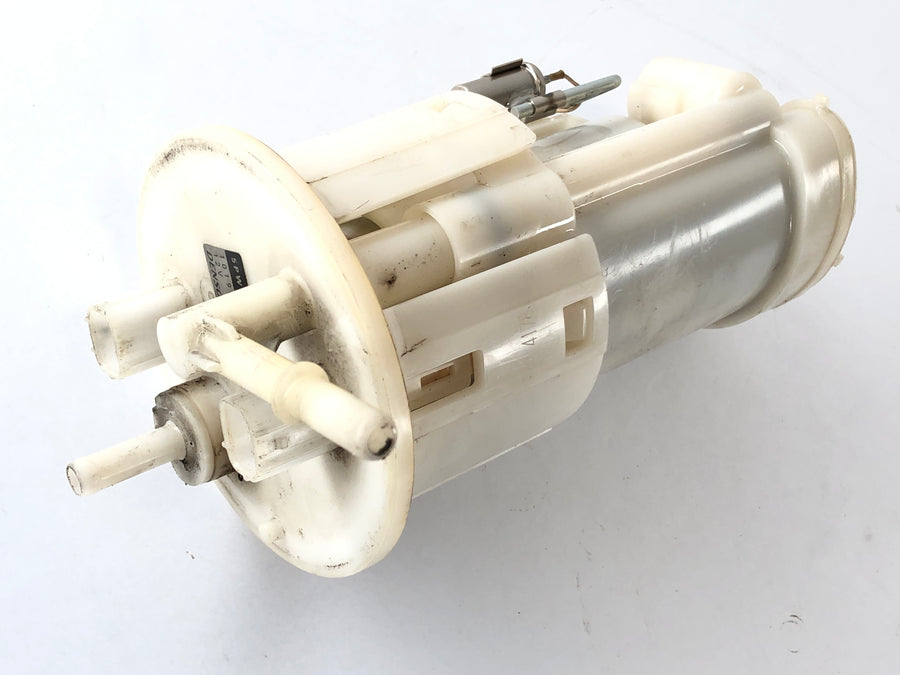 Yamaha YZF R1 RN12 [2005] - Fuel pump