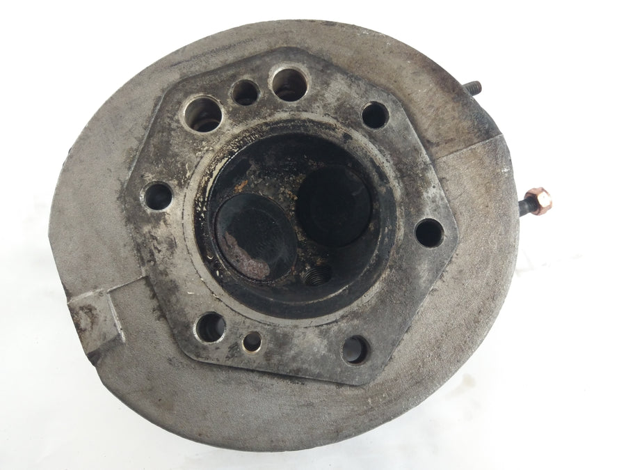 Moto Guzzi V7 Special [1970] - Cylinder head
