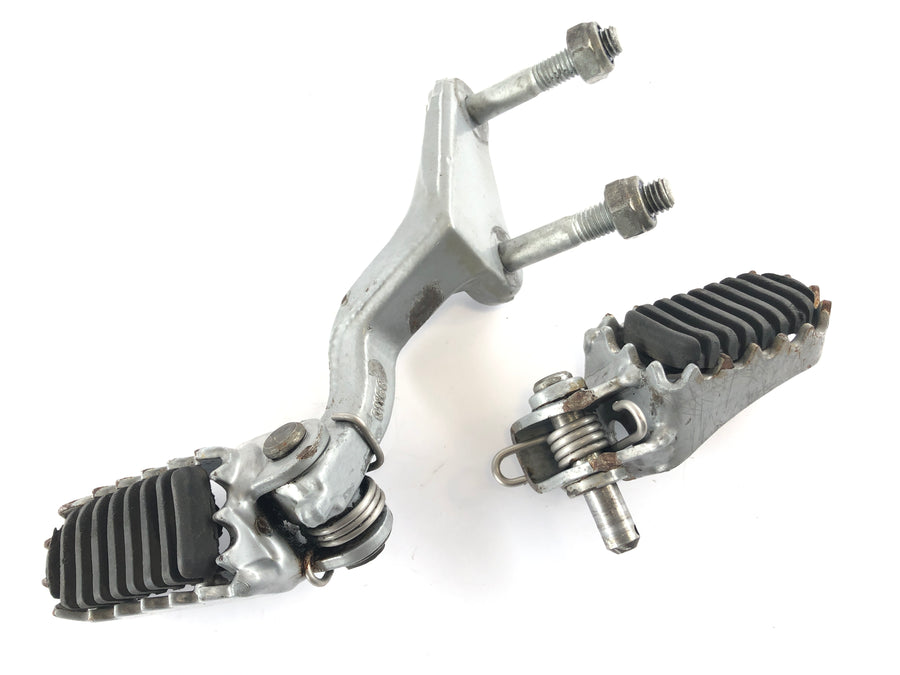 KTM 640 LC4 Prestige [2003] - Driver footrests left and right