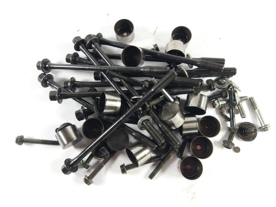 Suzuki GSX-R 750W GR7BA - tappet cups and engine screws